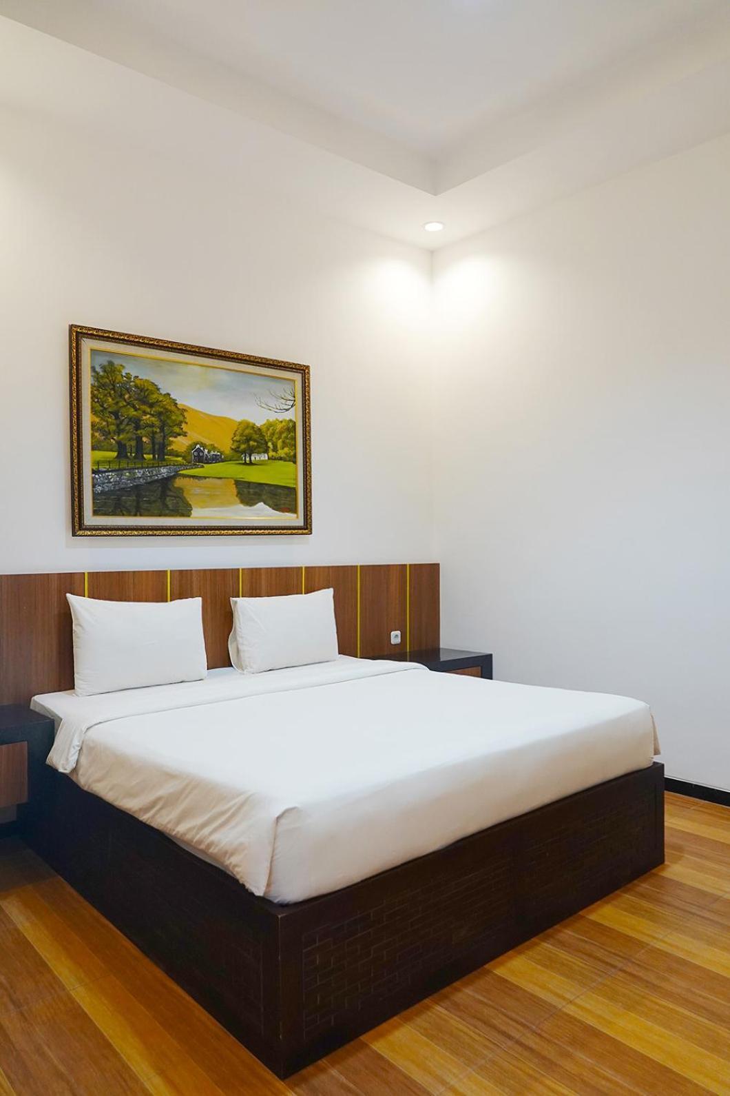 Baratha Hotel & Resto Bondowoso Екстер'єр фото