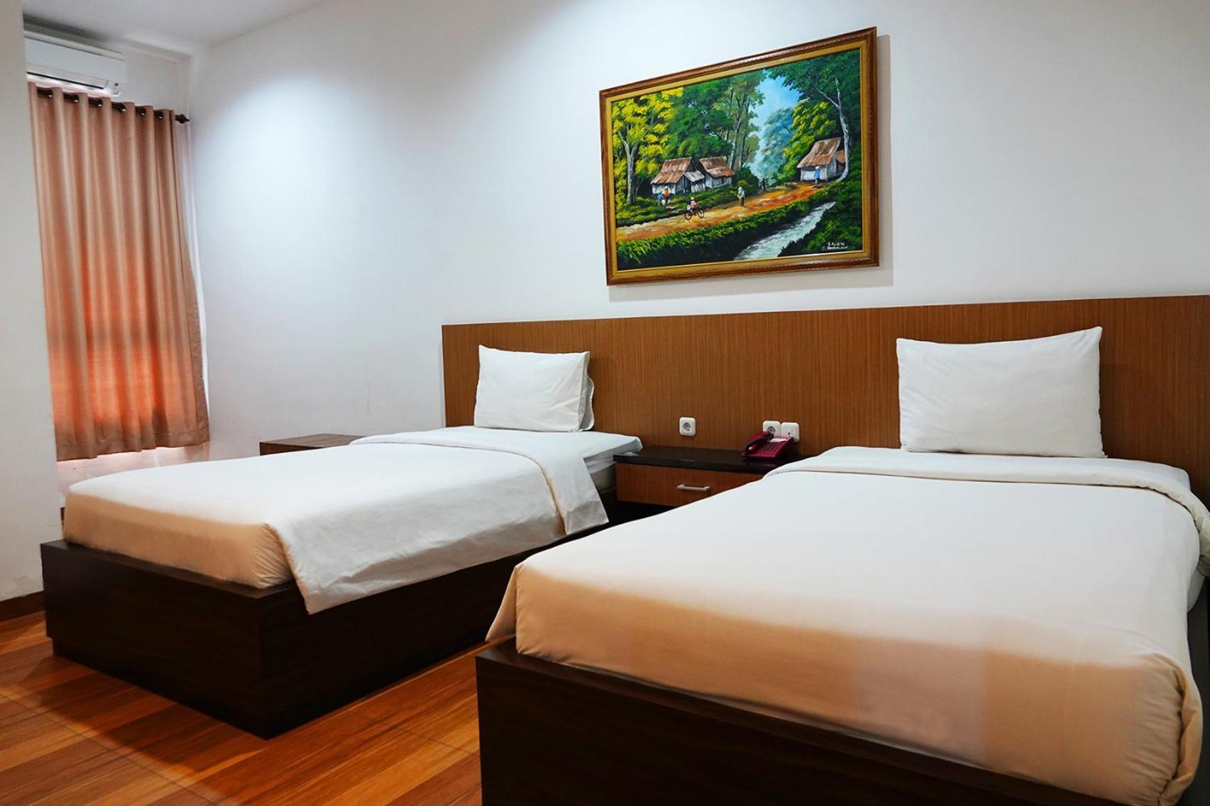 Baratha Hotel & Resto Bondowoso Екстер'єр фото
