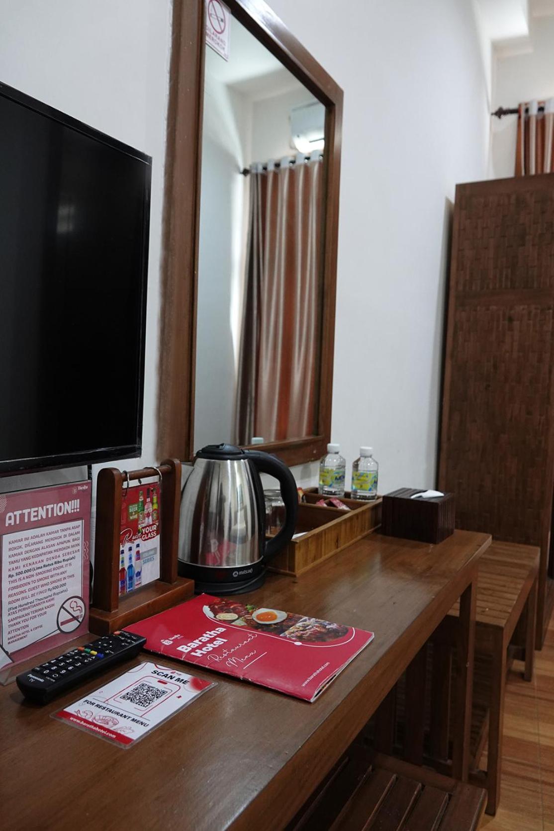 Baratha Hotel & Resto Bondowoso Екстер'єр фото