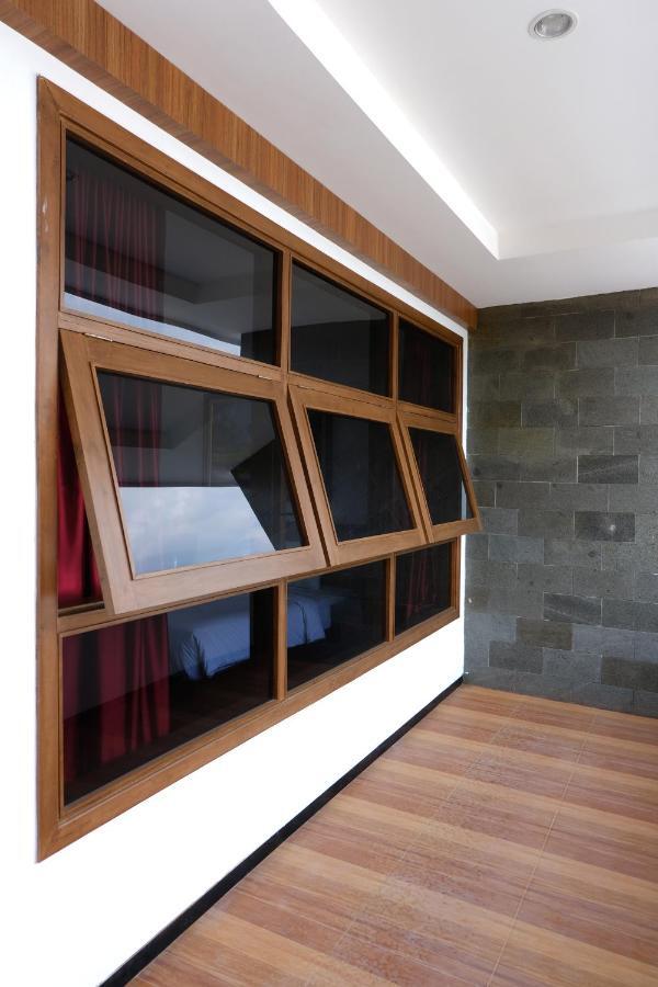 Baratha Hotel & Resto Bondowoso Екстер'єр фото