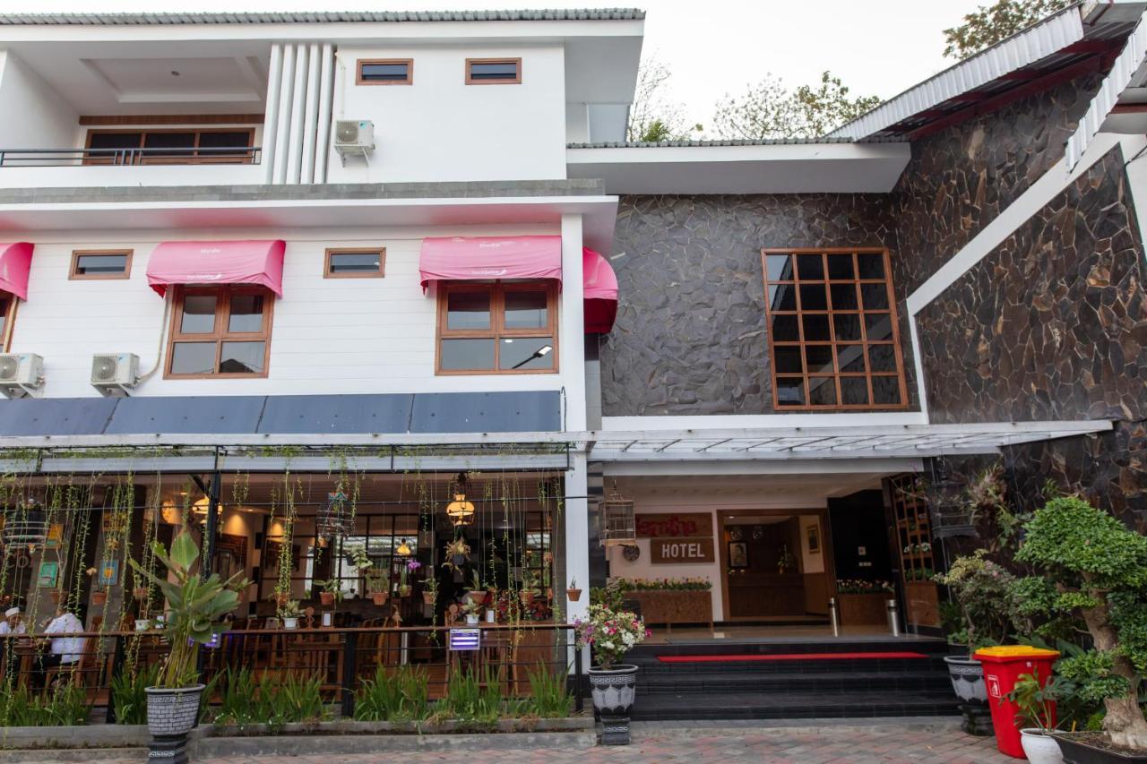 Baratha Hotel & Resto Bondowoso Екстер'єр фото