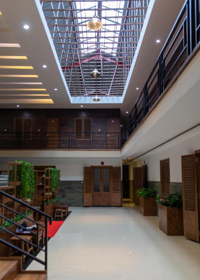 Baratha Hotel & Resto Bondowoso Екстер'єр фото