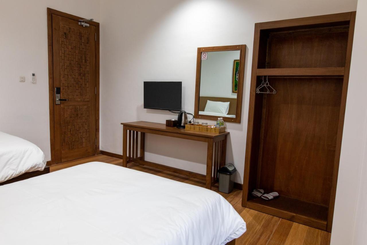 Baratha Hotel & Resto Bondowoso Екстер'єр фото