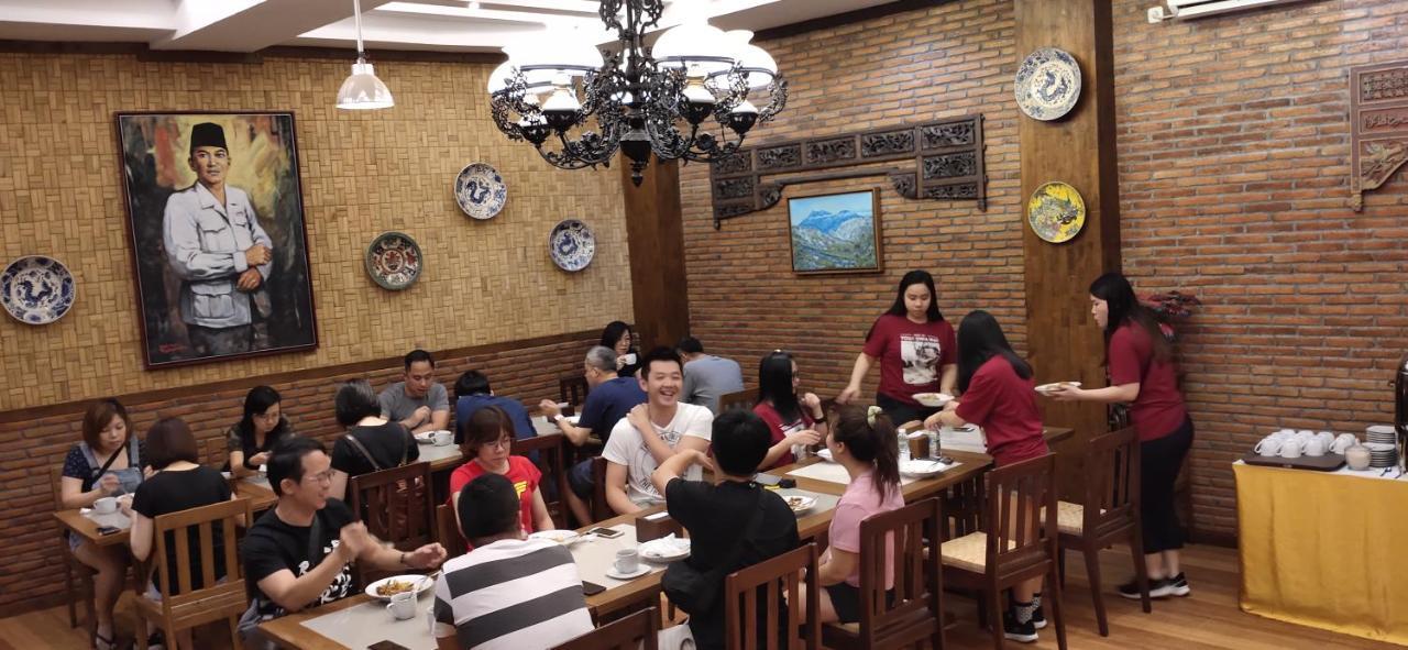 Baratha Hotel & Resto Bondowoso Екстер'єр фото